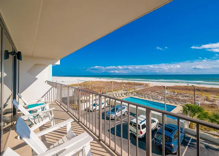 Apartment Island Winds East 209