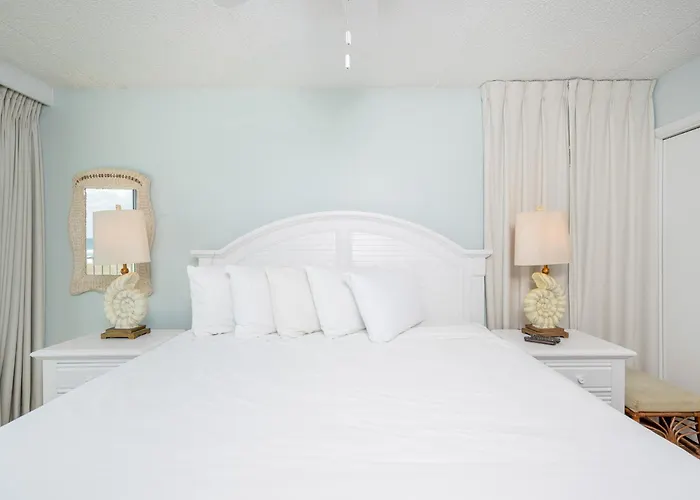 Apartment Island Winds East 209 *