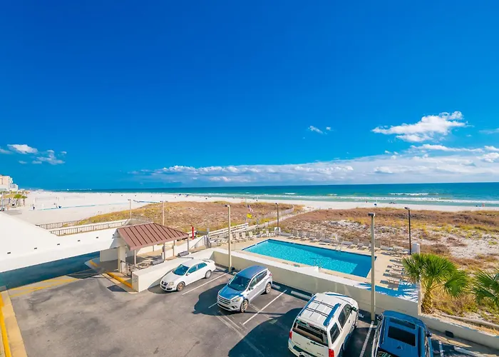 Apartment Island Winds East 209